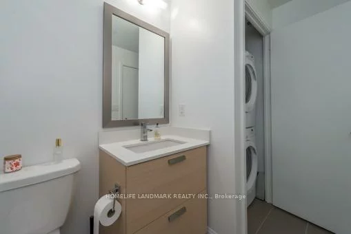 9, Bogert, Lansing-Westgate, Toronto