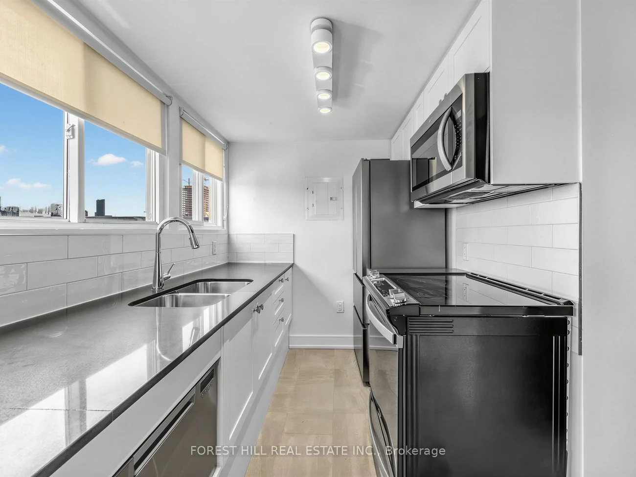 70, Spadina, Annex, Toronto