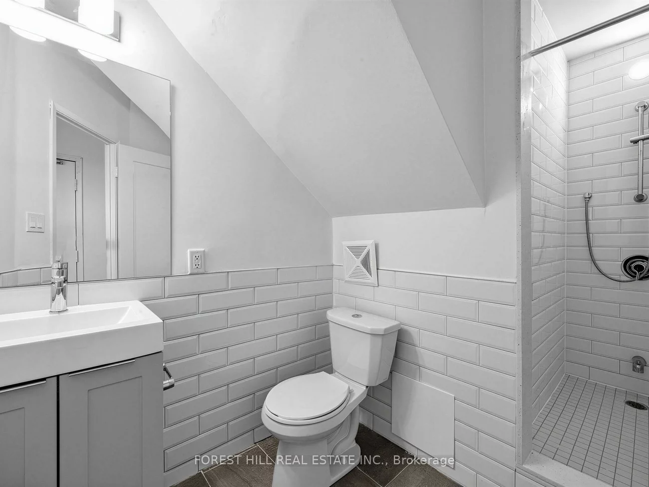 70, Spadina, Annex, Toronto