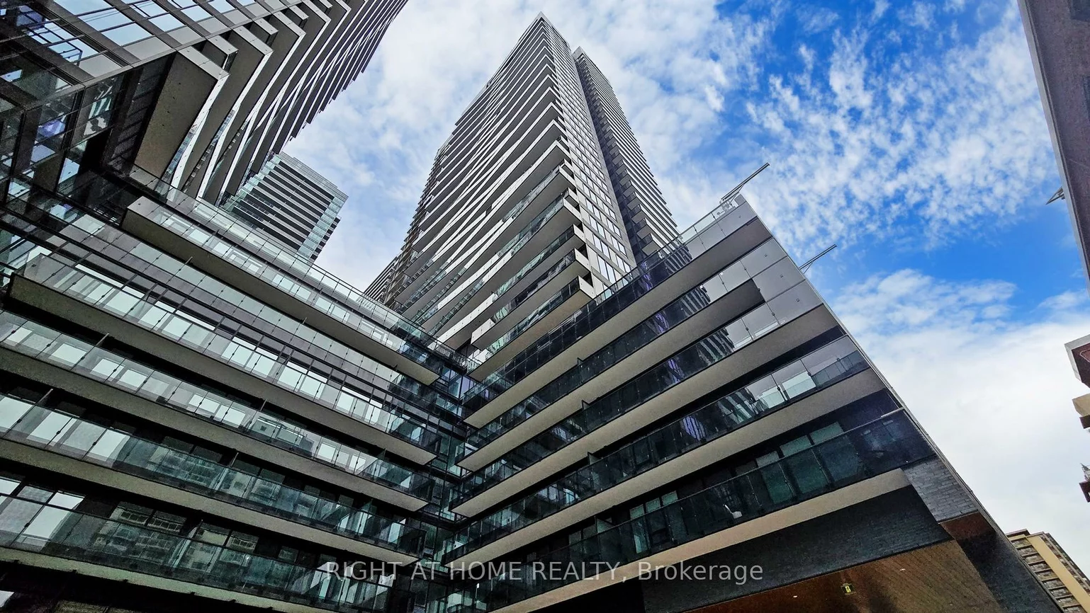 117, Broadway, Mount Pleasant West, Toronto