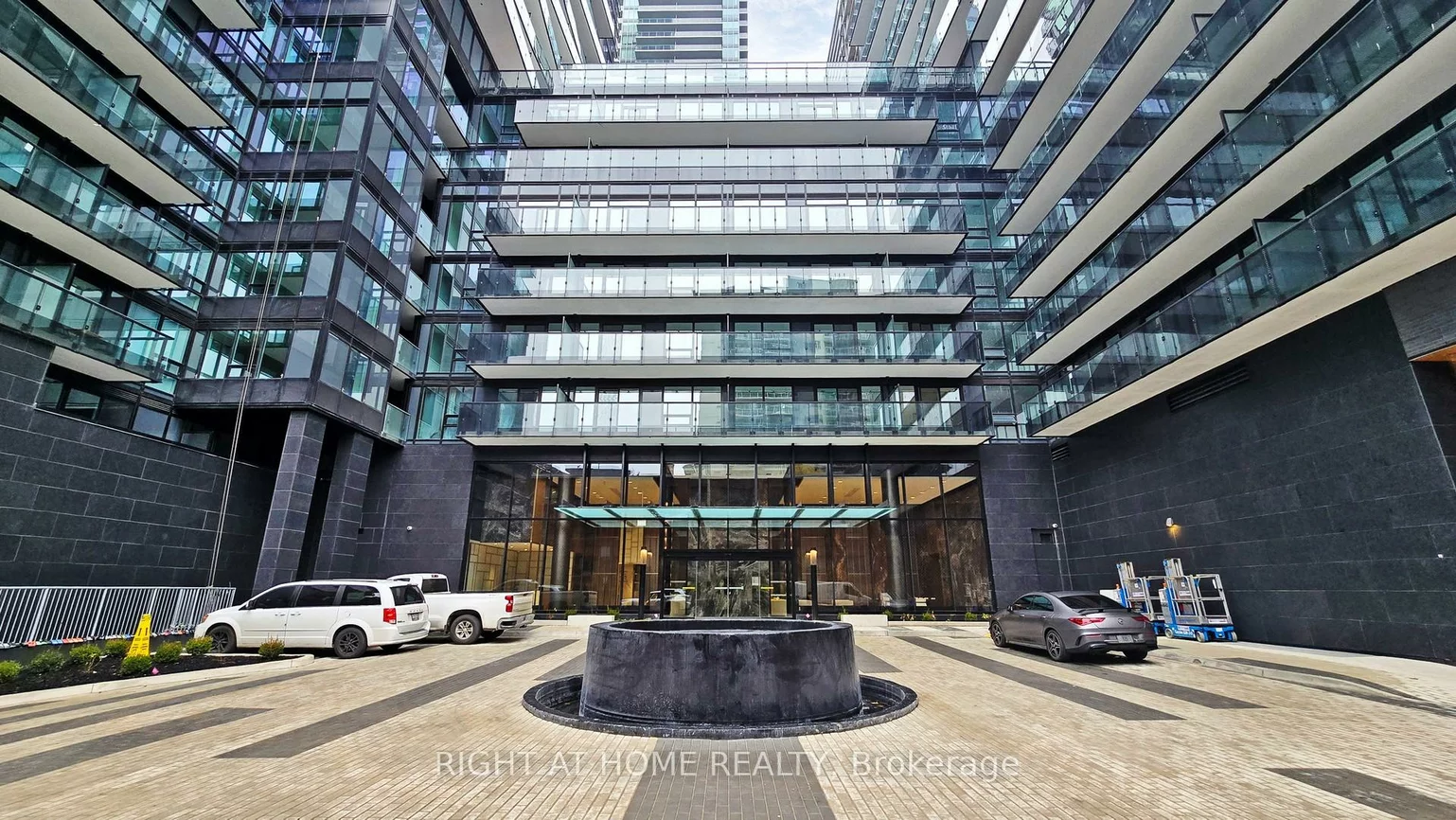 117, Broadway, Mount Pleasant West, Toronto