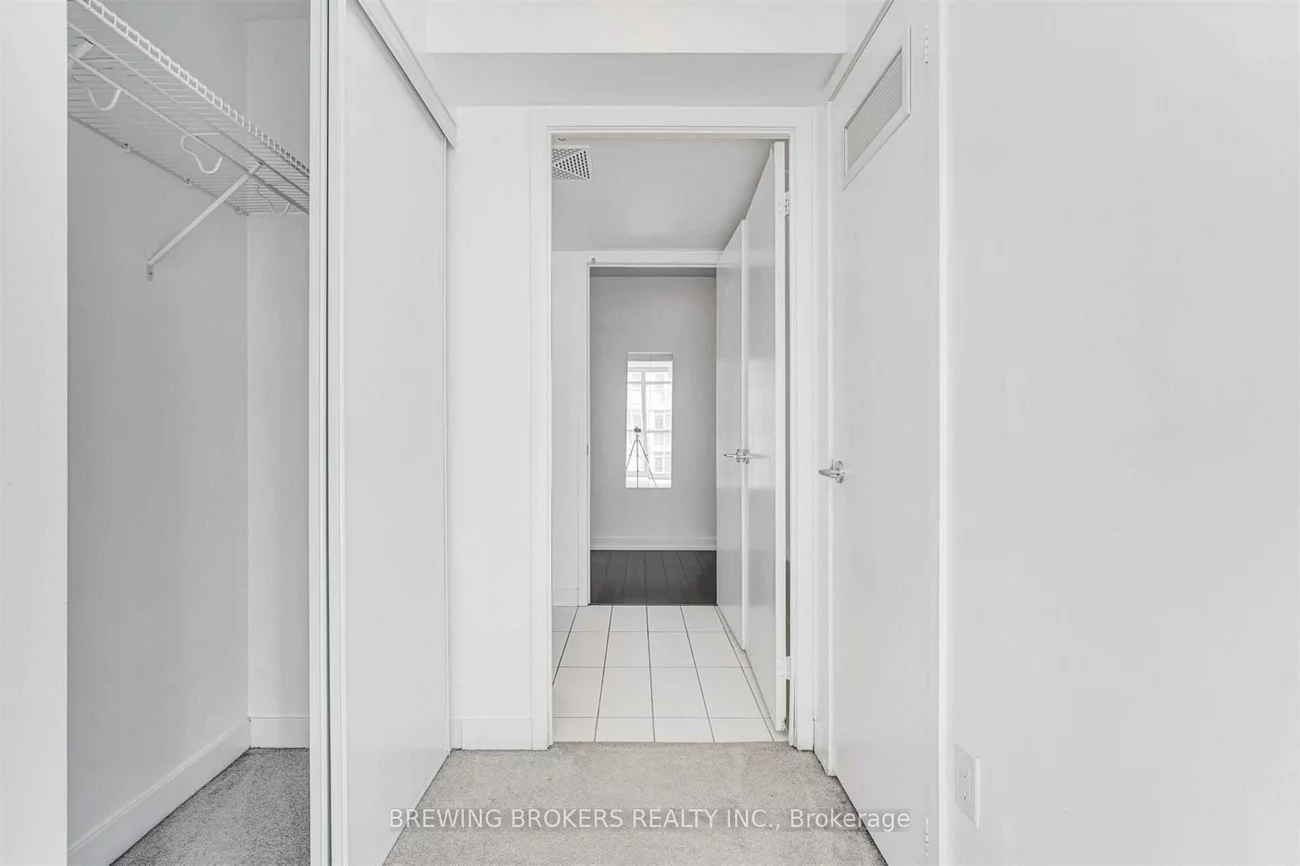 21, Iceboat, Waterfront Communities C1, Toronto