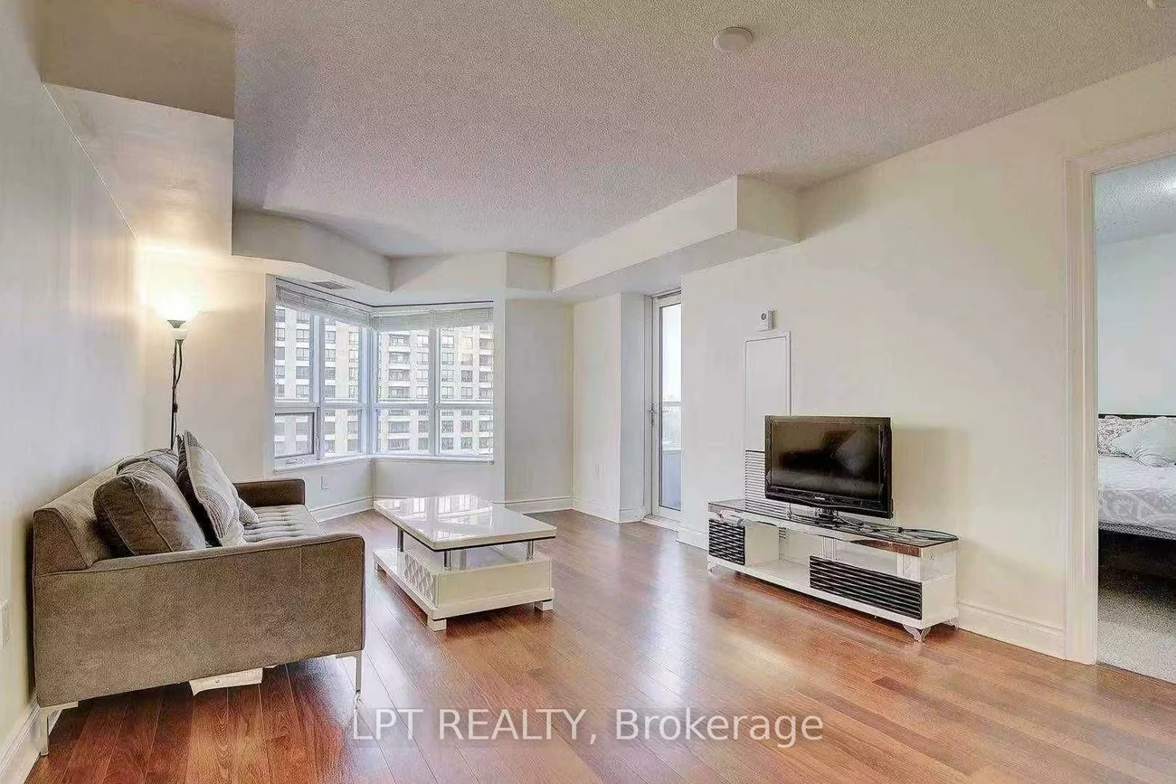 500, Doris, Willowdale East, Toronto