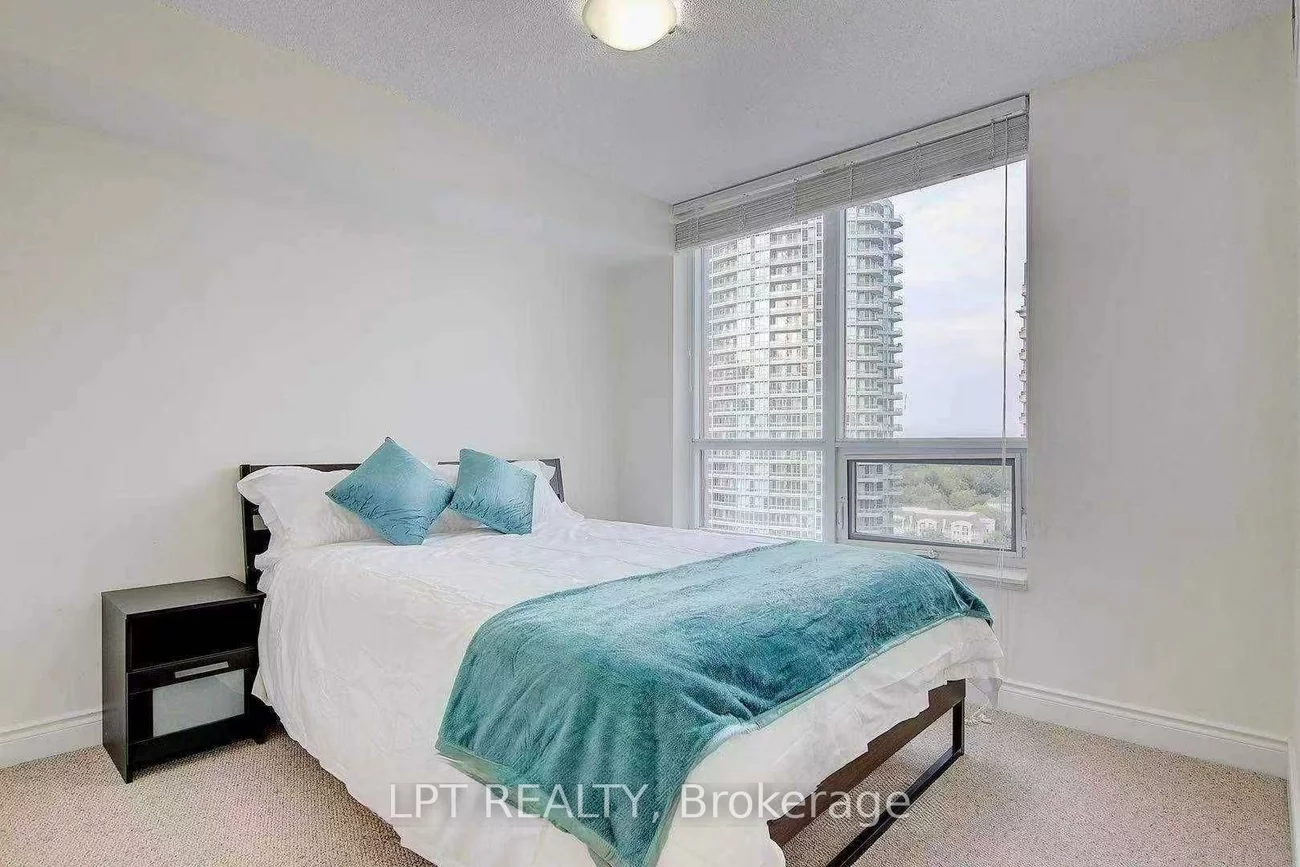 500, Doris, Willowdale East, Toronto