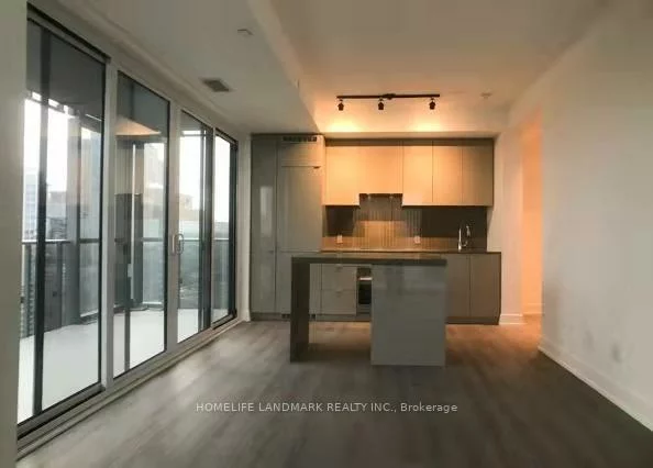 7, Grenville, Bay Street Corridor, Toronto