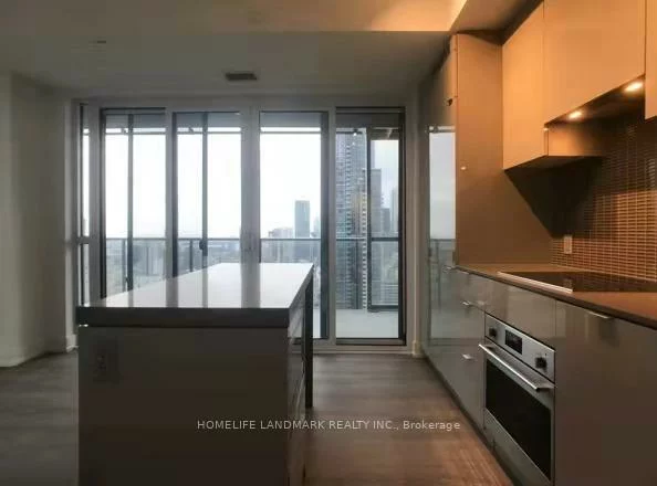 7, Grenville, Bay Street Corridor, Toronto