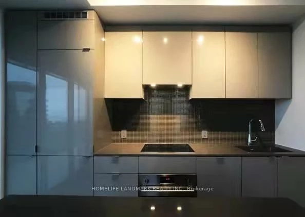 7, Grenville, Bay Street Corridor, Toronto