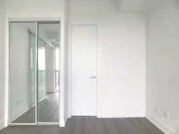 7, Grenville, Bay Street Corridor, Toronto