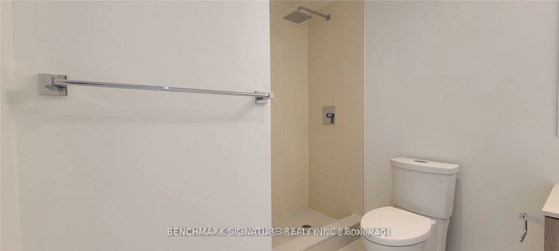 2A, Church, Waterfront Communities C8, Toronto