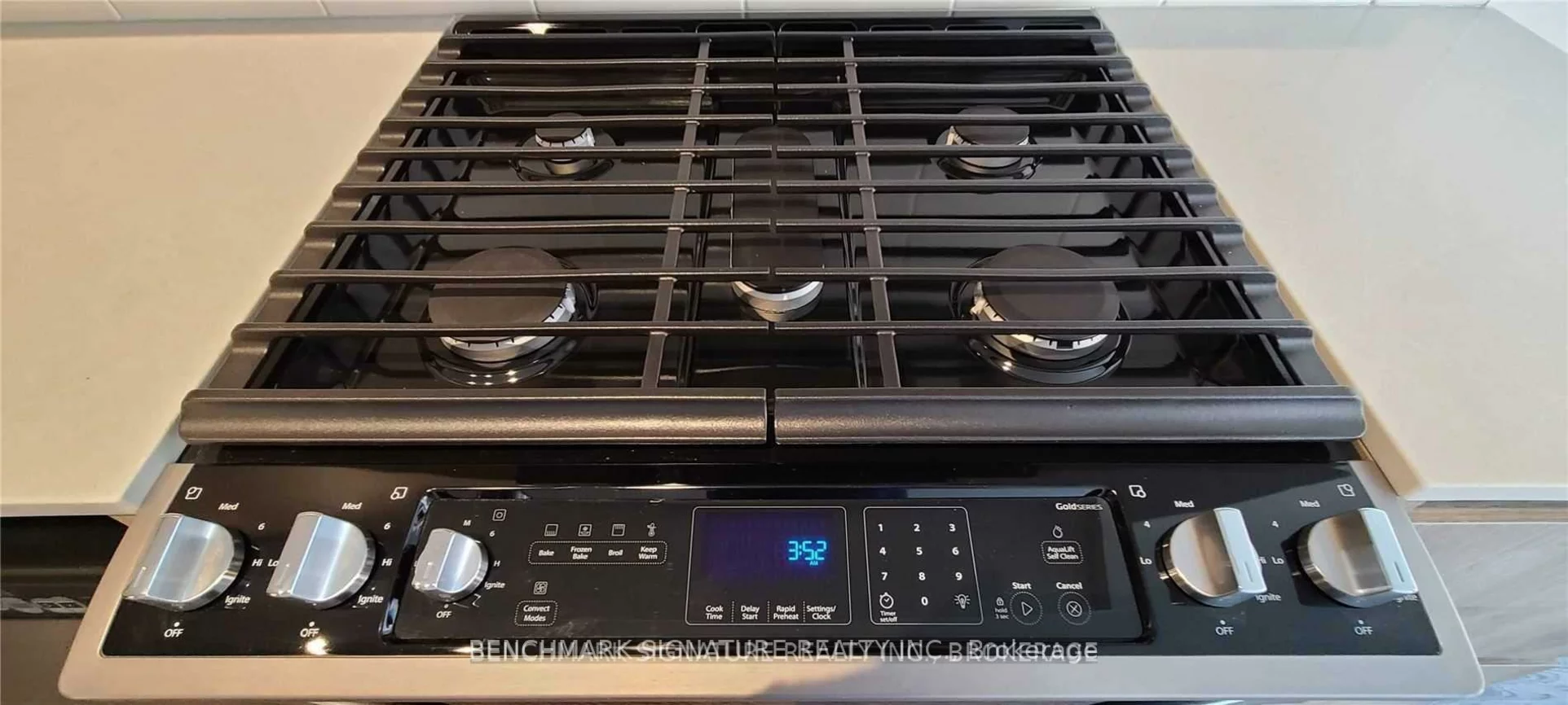 2A, Church, Waterfront Communities C8, Toronto