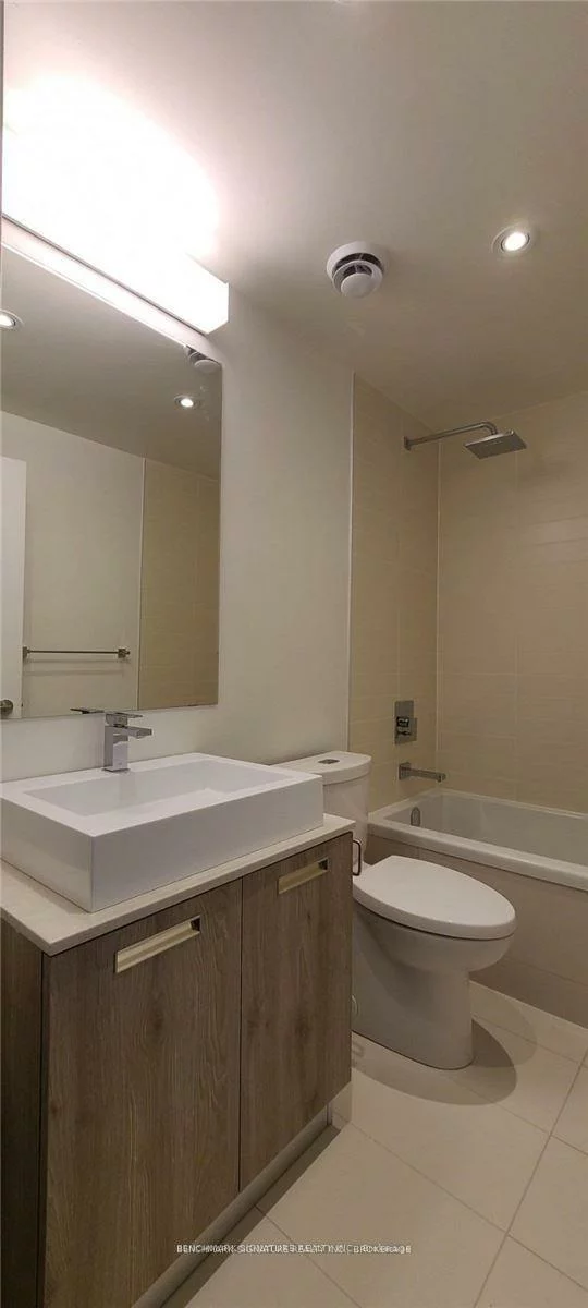 2A, Church, Waterfront Communities C8, Toronto