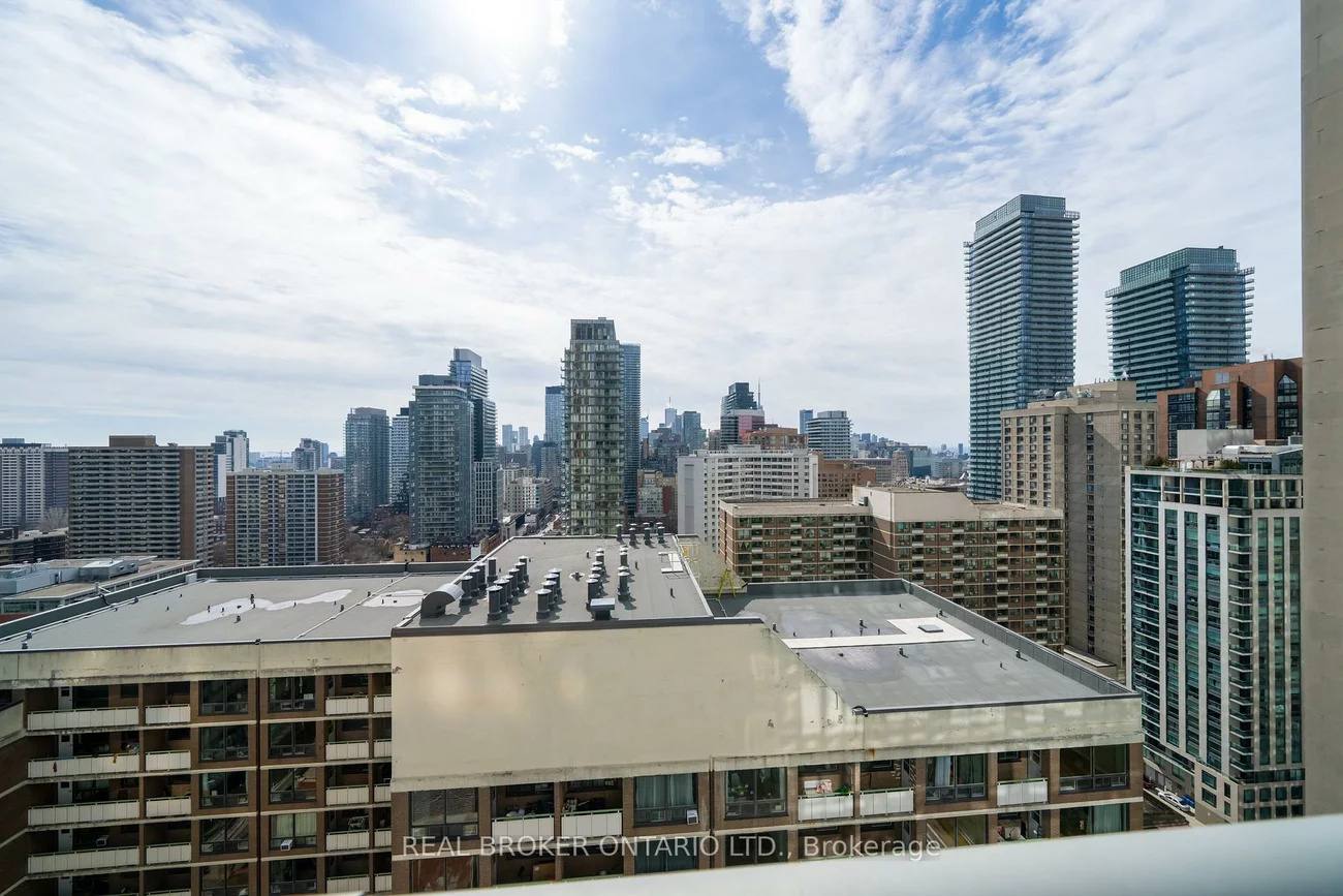 21, Balmuto, Bay Street Corridor, Toronto