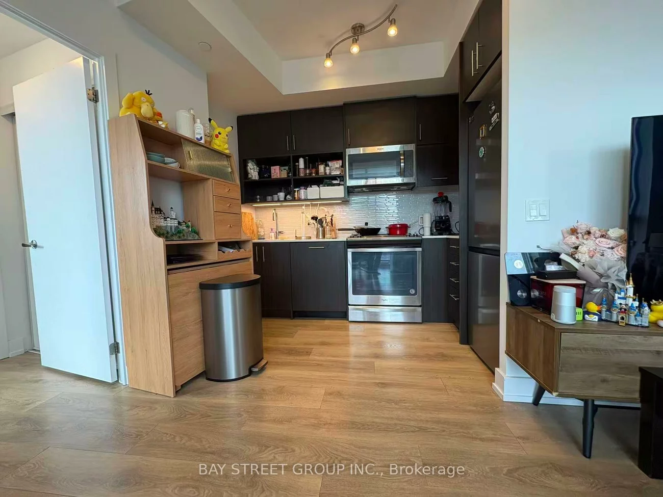 128, Fairview Mall, Don Valley Village, Toronto