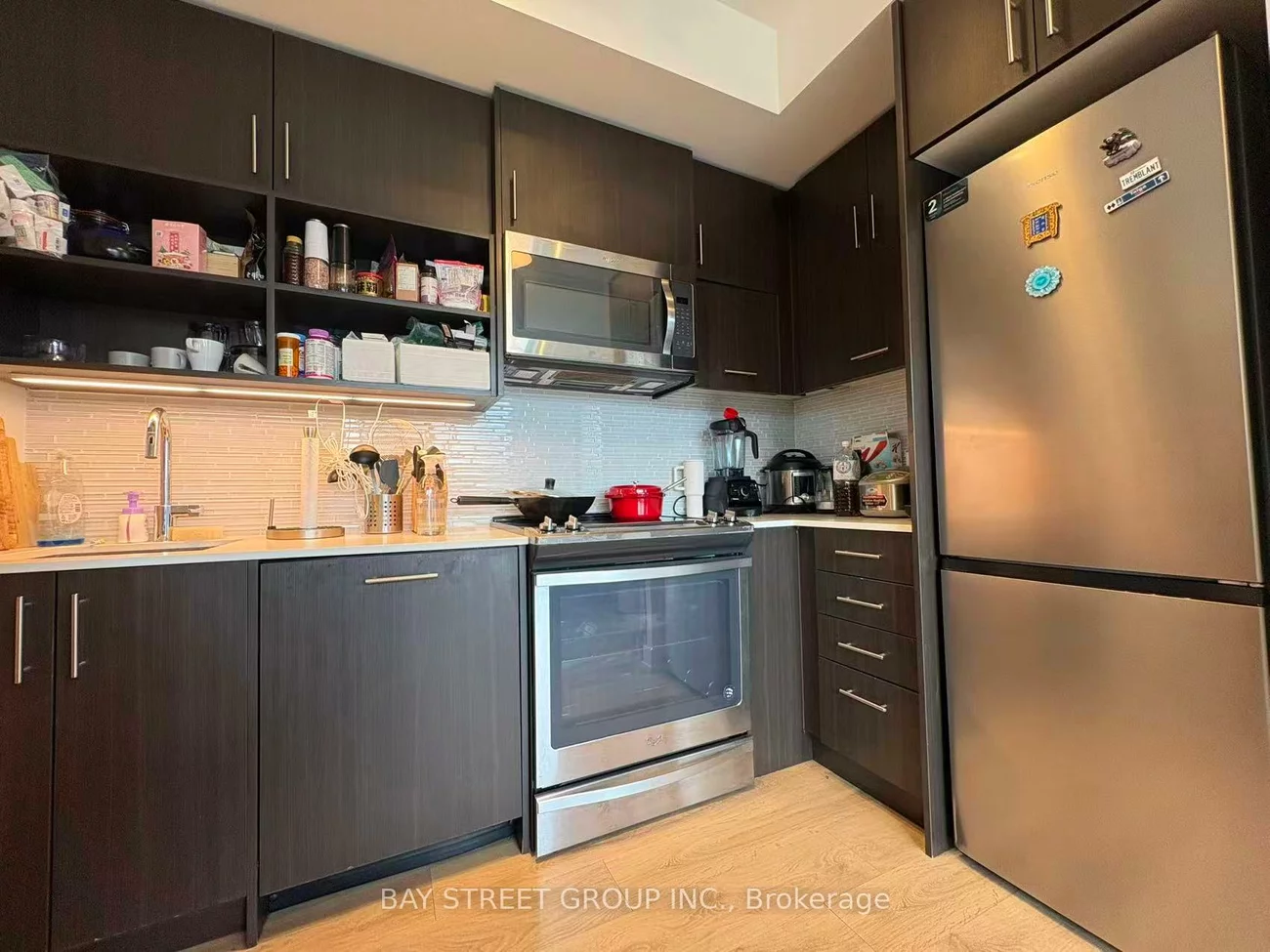 128, Fairview Mall, Don Valley Village, Toronto