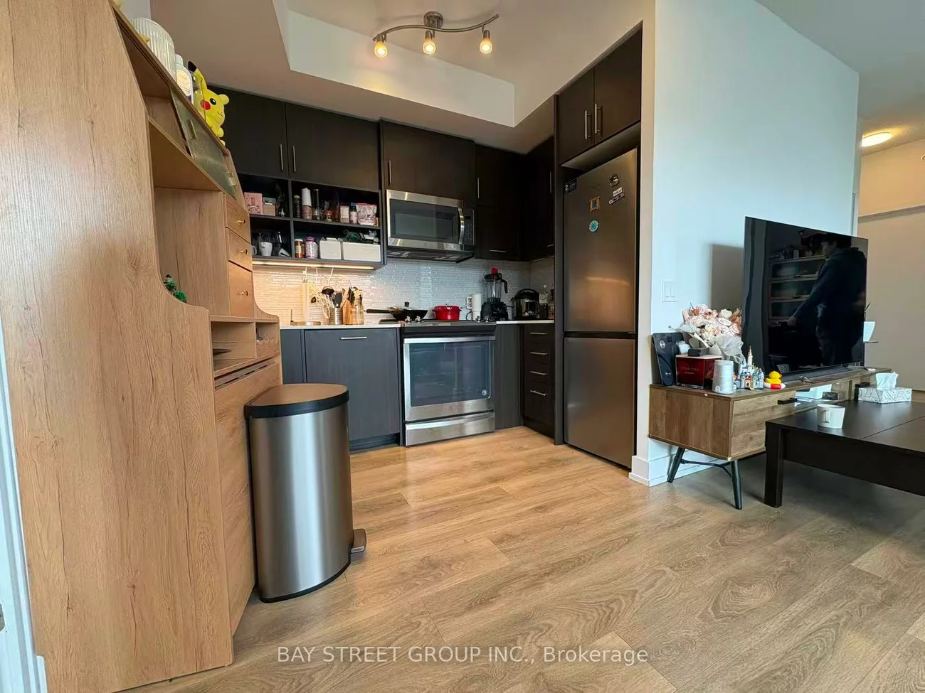 128, Fairview Mall, Don Valley Village, Toronto