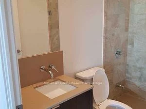 100, Harbour, Waterfront Communities C1, Toronto