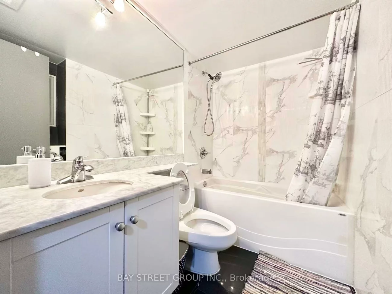 210, Victoria, Church-Yonge Corridor, Toronto