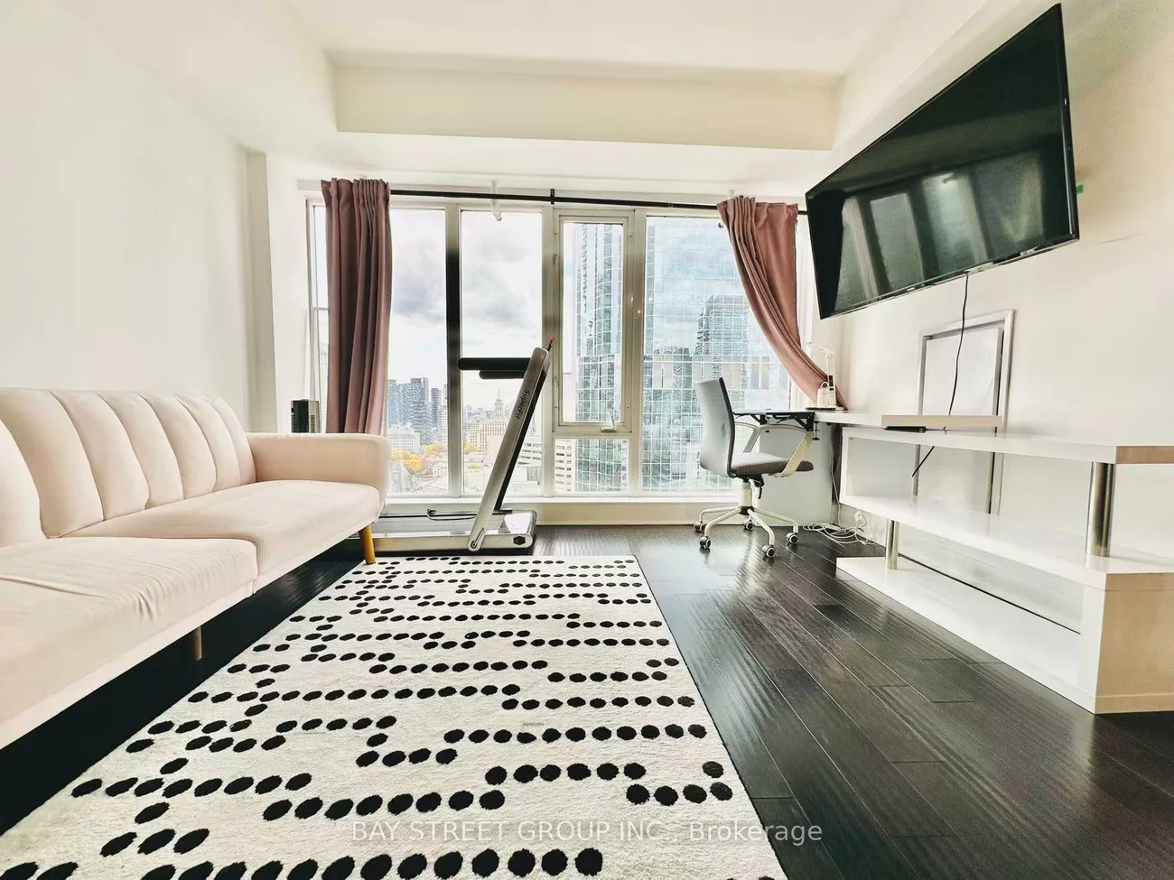 210, Victoria, Church-Yonge Corridor, Toronto