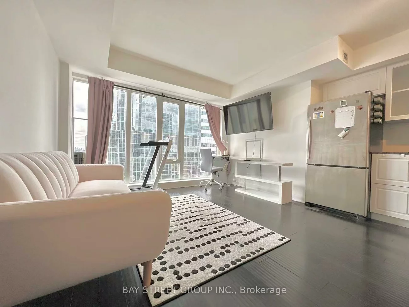 210, Victoria, Church-Yonge Corridor, Toronto