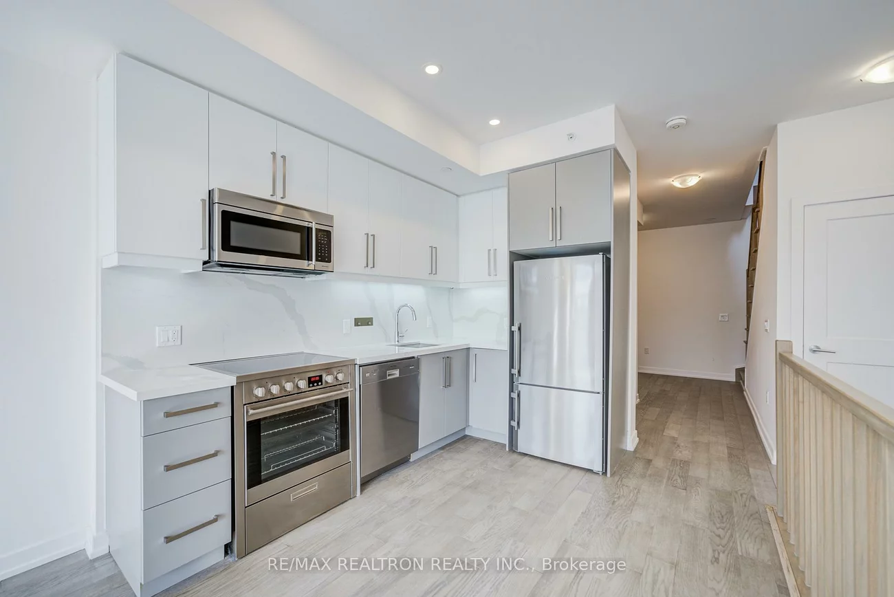 57, Finch, Willowdale West, Toronto