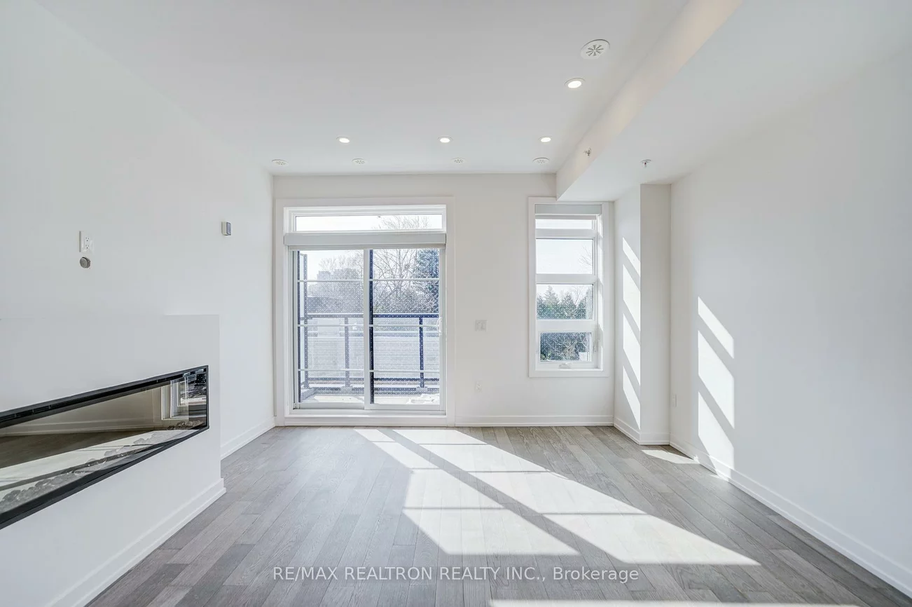 57, Finch, Willowdale West, Toronto