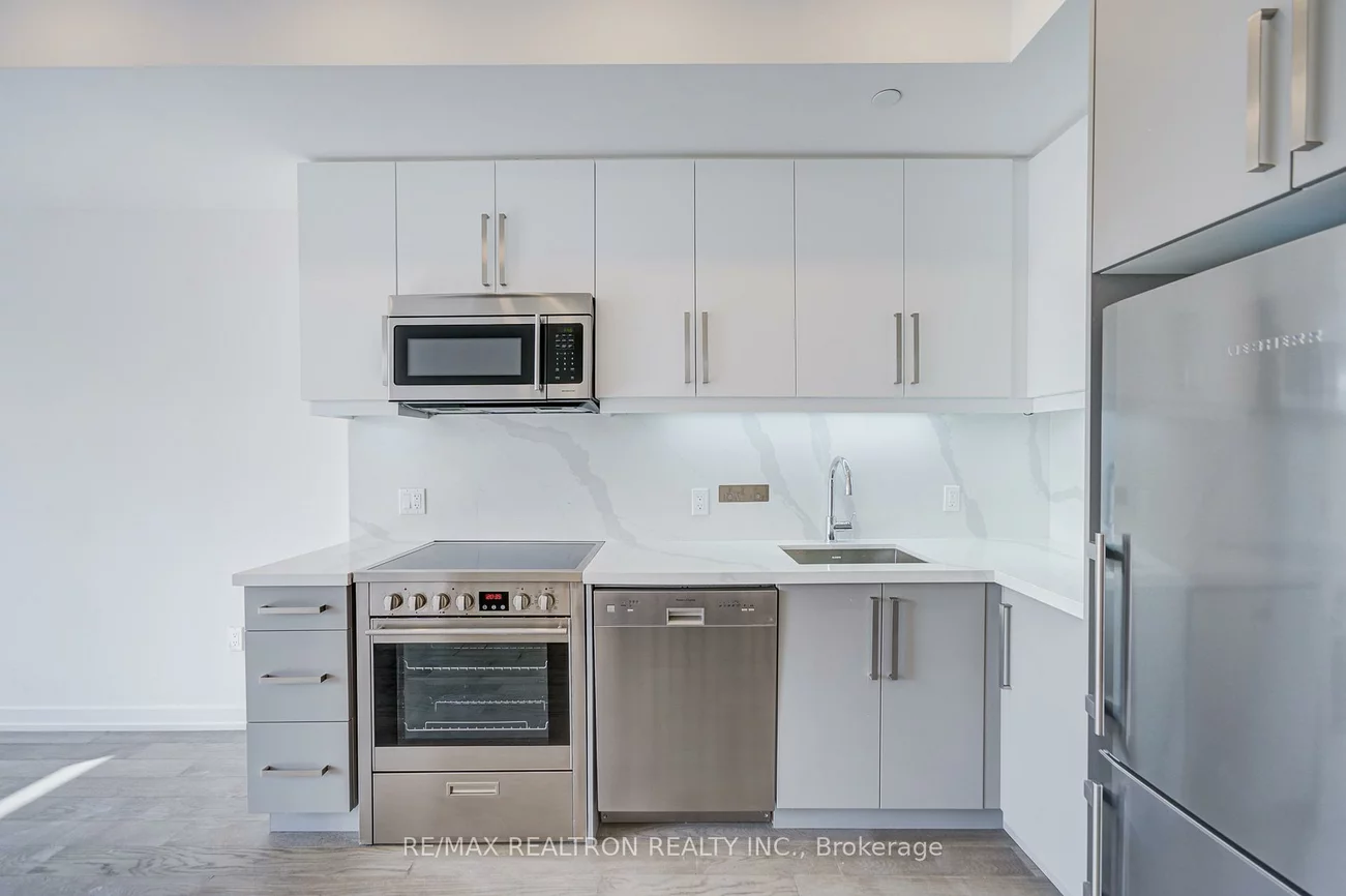 57, Finch, Willowdale West, Toronto