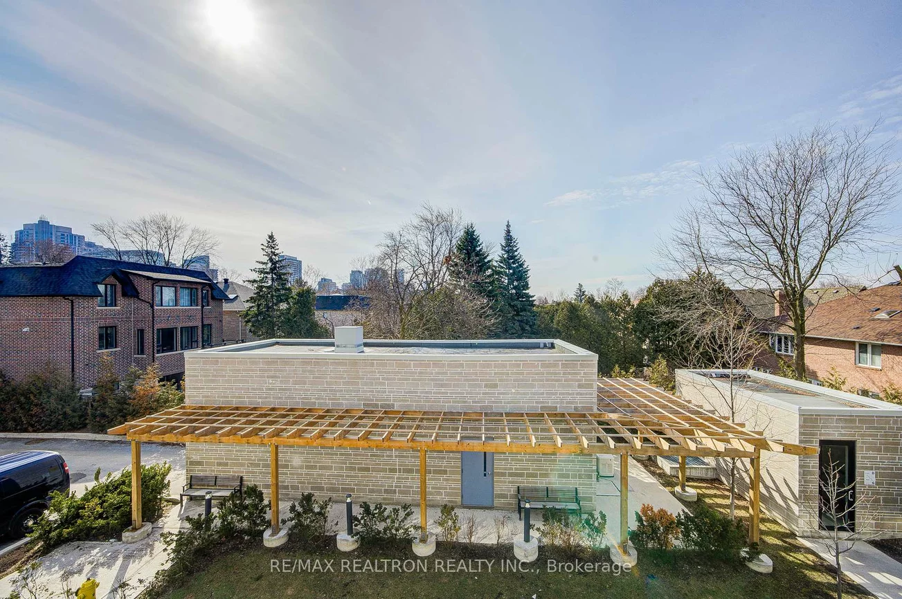 57, Finch, Willowdale West, Toronto