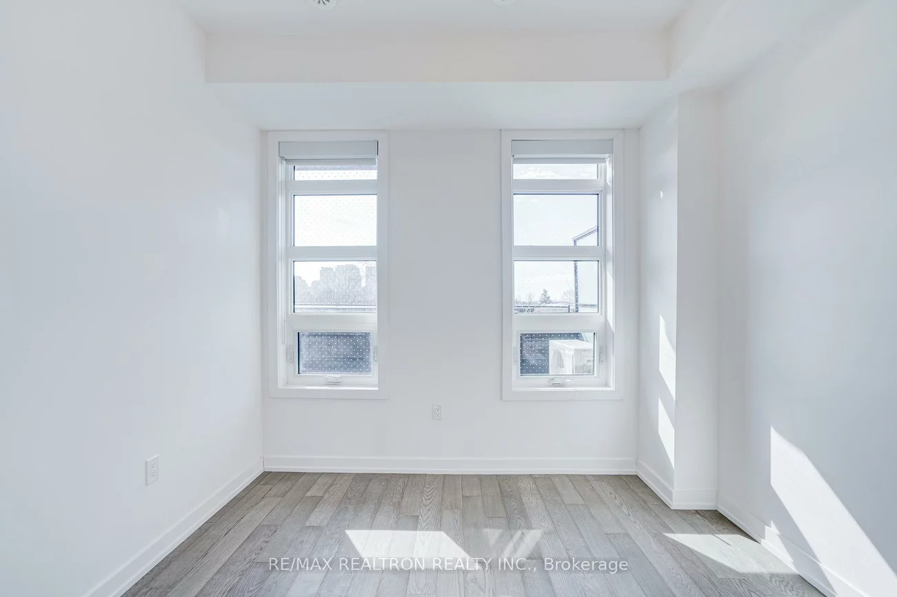 57, Finch, Willowdale West, Toronto