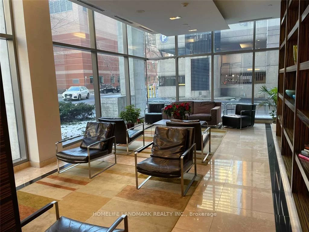 37, Grosvenor, Bay Street Corridor, Toronto