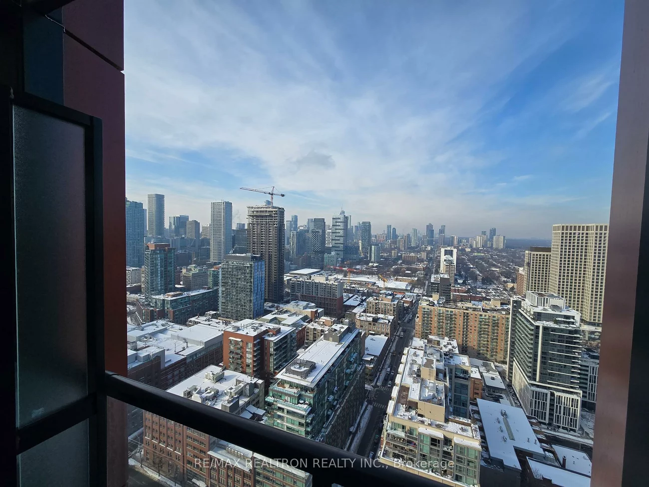 180, front, Moss Park, Toronto