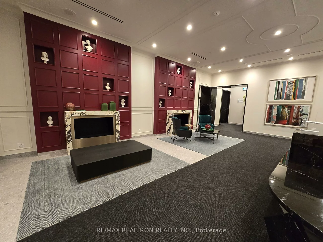 180, front, Moss Park, Toronto