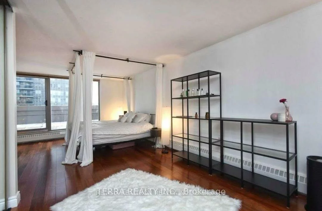 1, Duplex, Newtonbrook West, Toronto