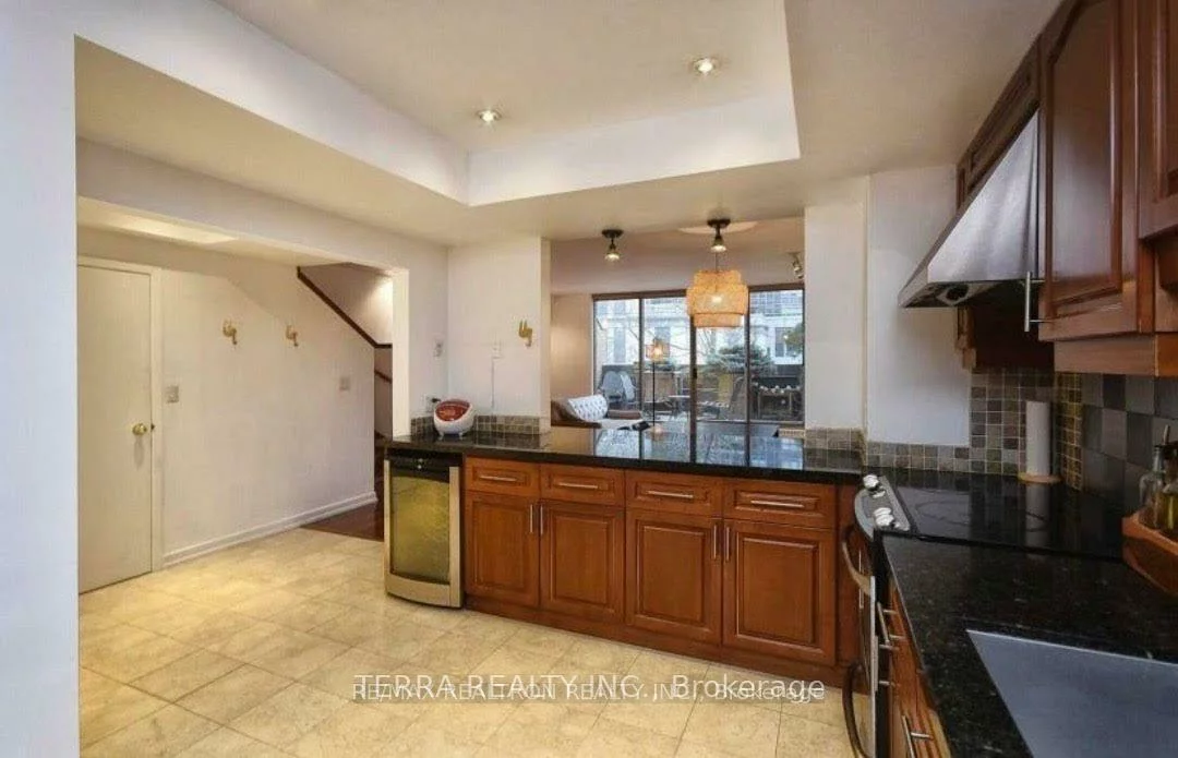 1, Duplex, Newtonbrook West, Toronto