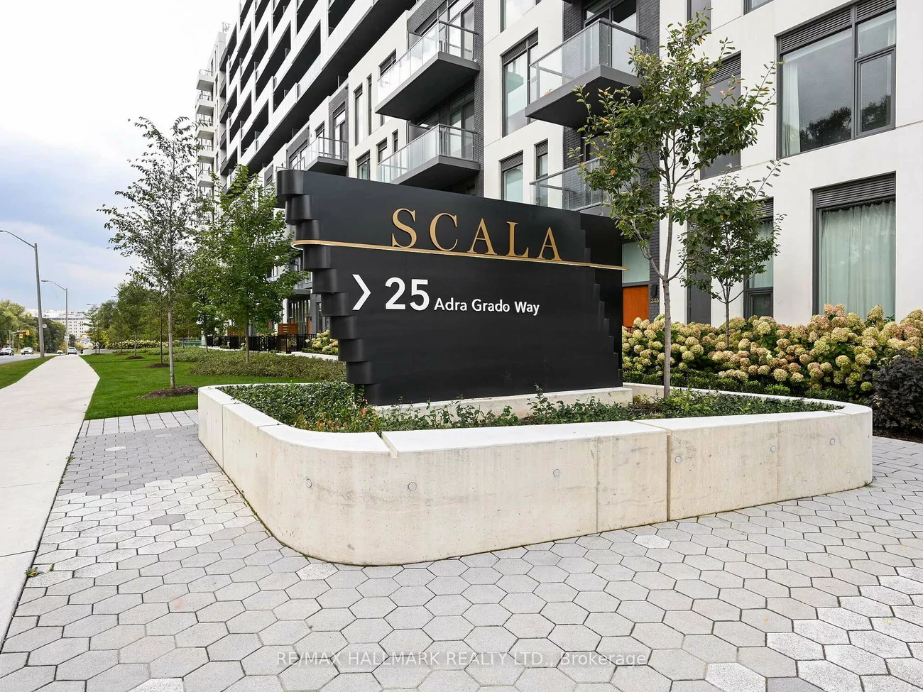 25, Adra Grado, Don Valley Village, Toronto