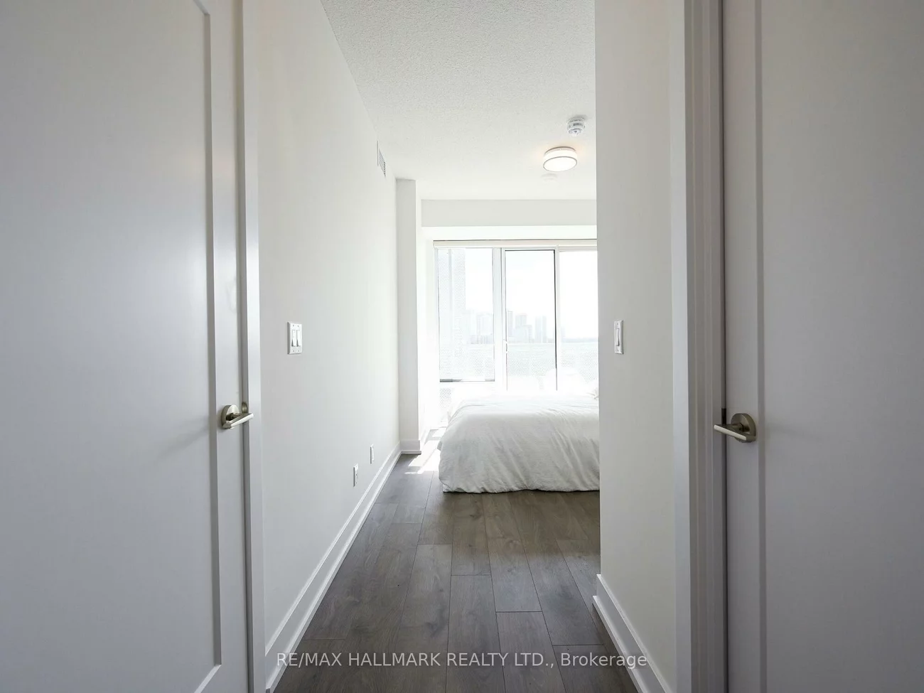 25, Adra Grado, Don Valley Village, Toronto