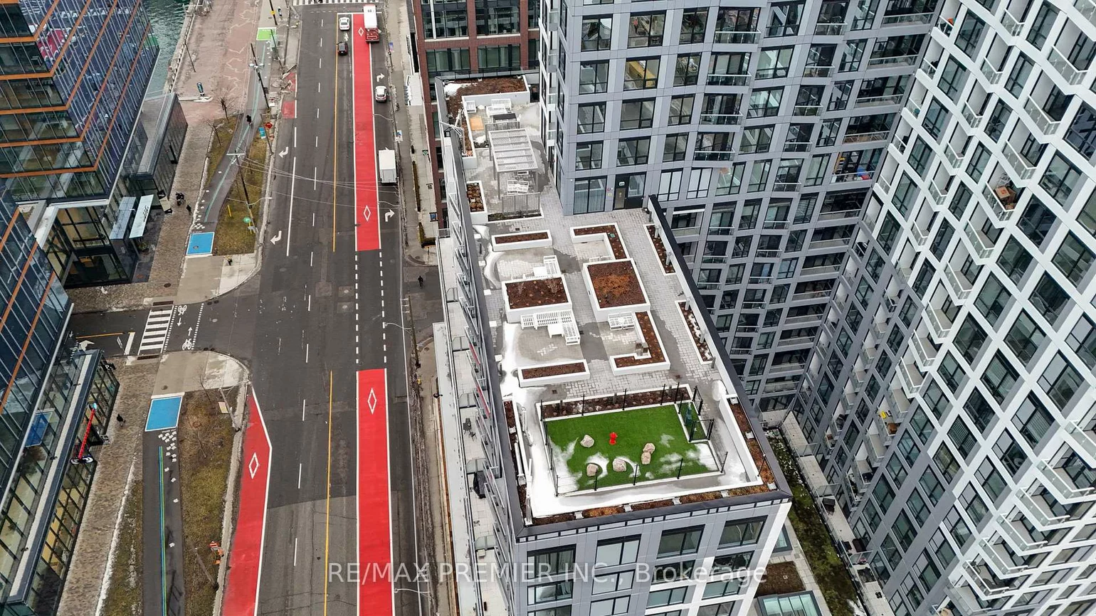 15, Richardson, Waterfront Communities C8, Toronto
