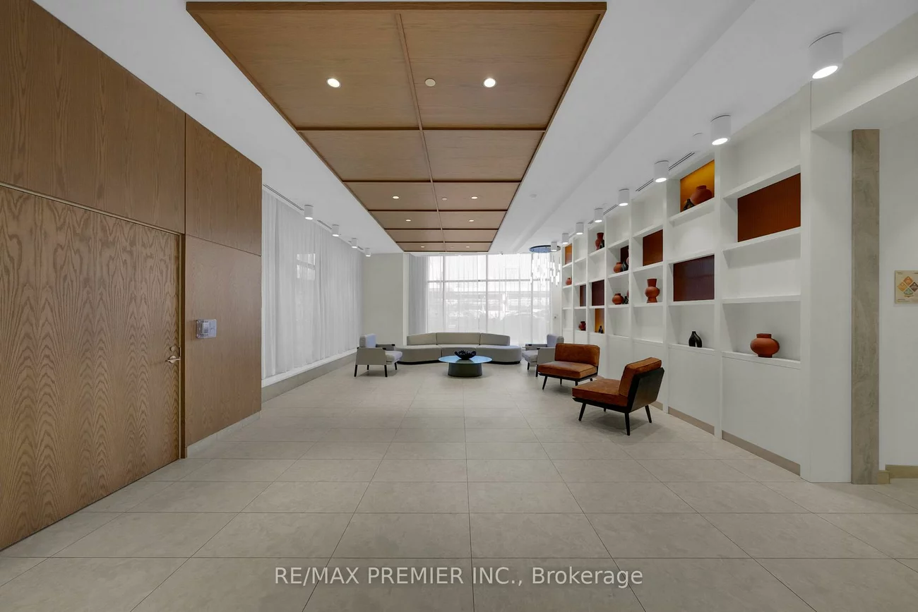 15, Richardson, Waterfront Communities C8, Toronto