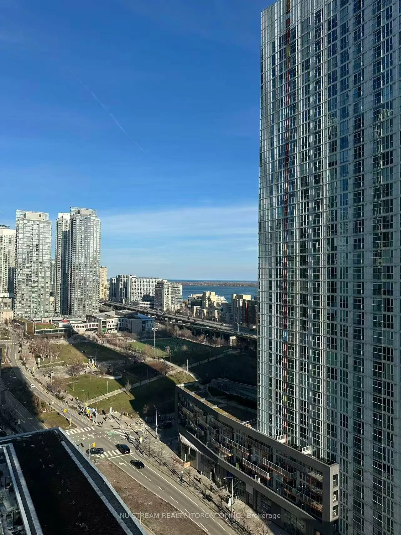 170, Fort York, Waterfront Communities C1, Toronto
