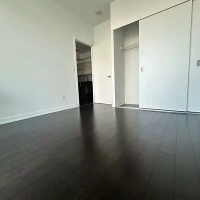 170, Fort York, Waterfront Communities C1, Toronto