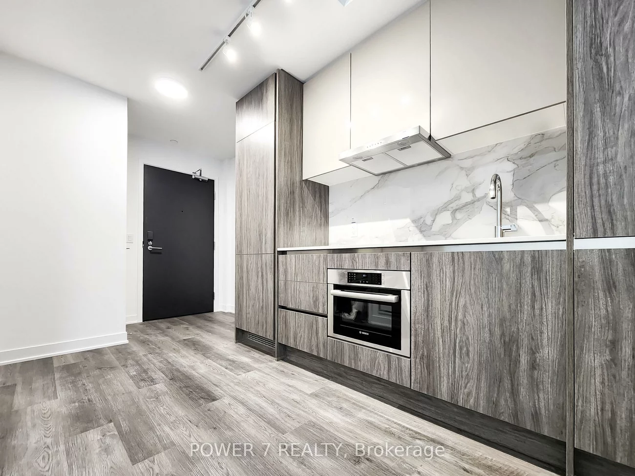 180, Front, Moss Park, Toronto