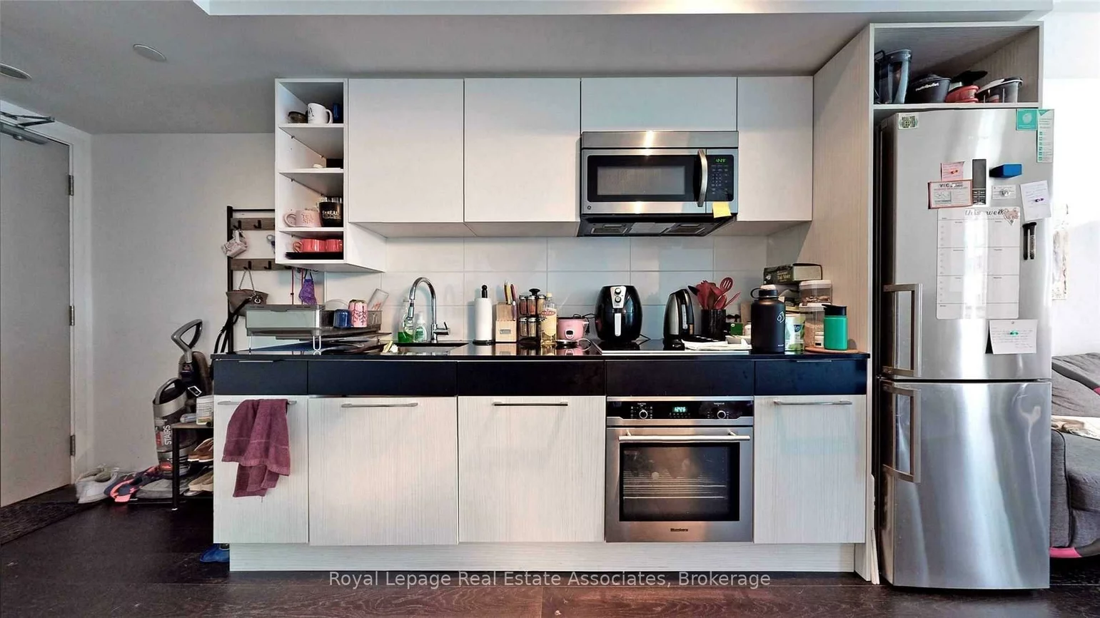 68, Shuter, Church-Yonge Corridor, Toronto