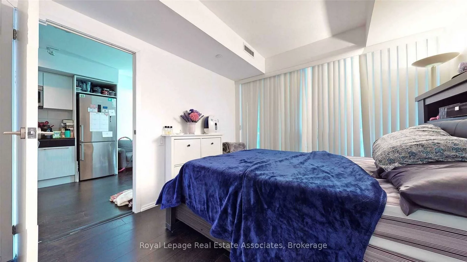 68, Shuter, Church-Yonge Corridor, Toronto