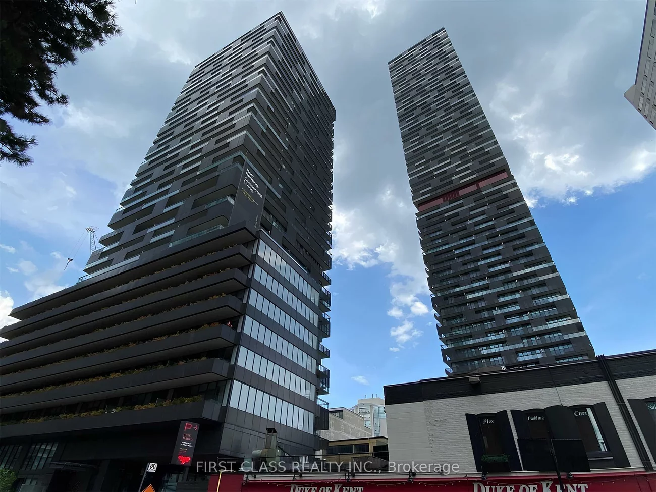 8, Eglinton, Yonge-Eglinton, Toronto