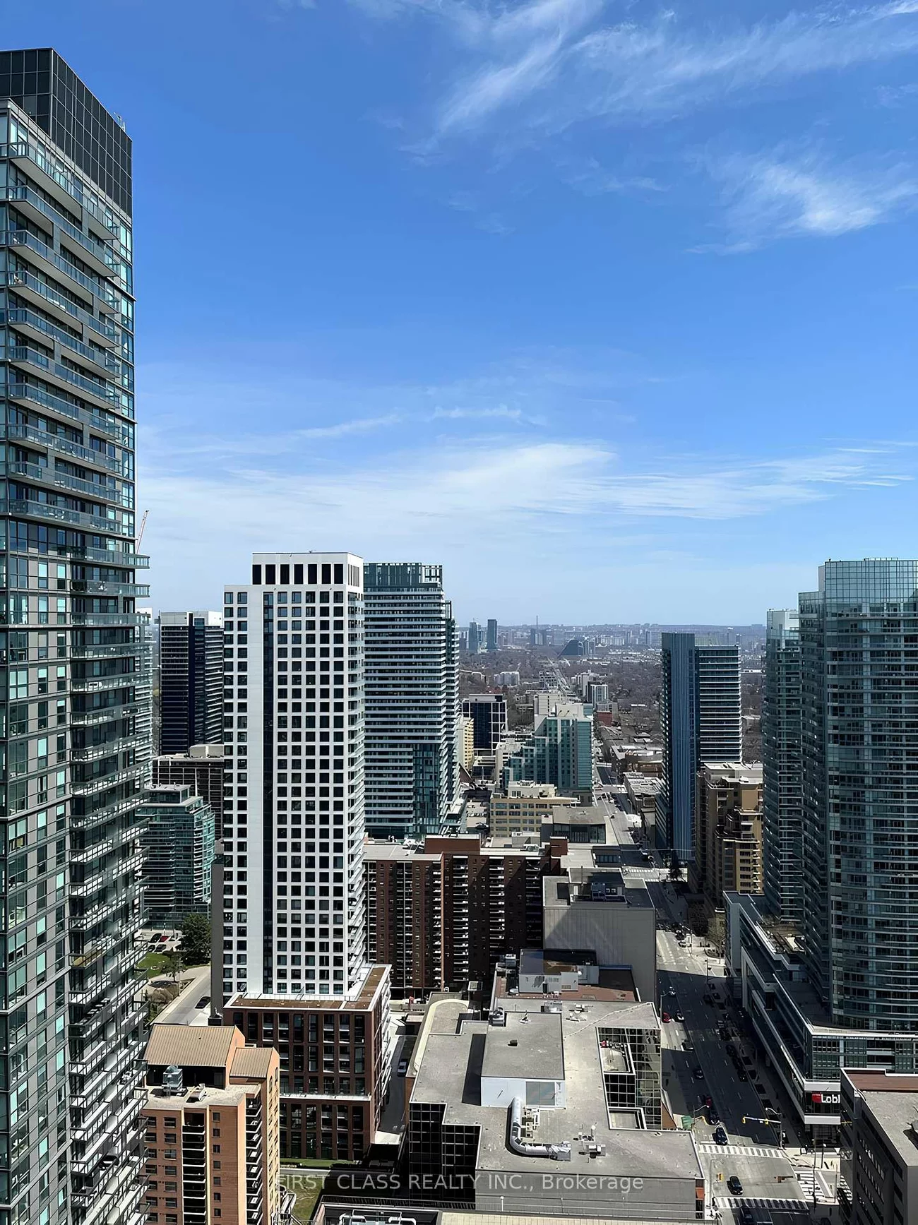 8, Eglinton, Yonge-Eglinton, Toronto