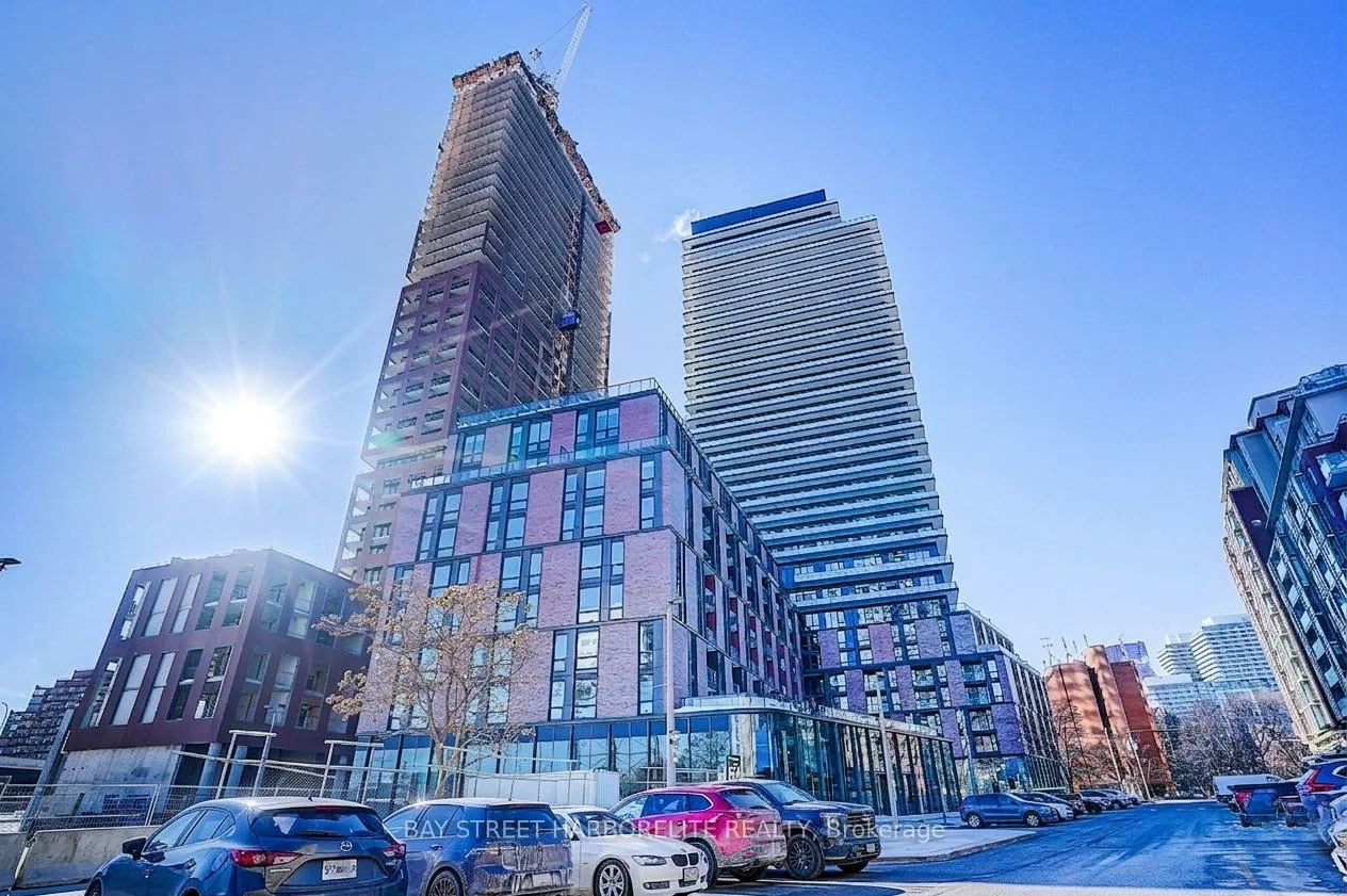 35, Parliament, Waterfront Communities C8, Toronto