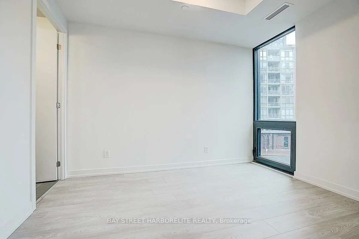 35, Parliament, Waterfront Communities C8, Toronto