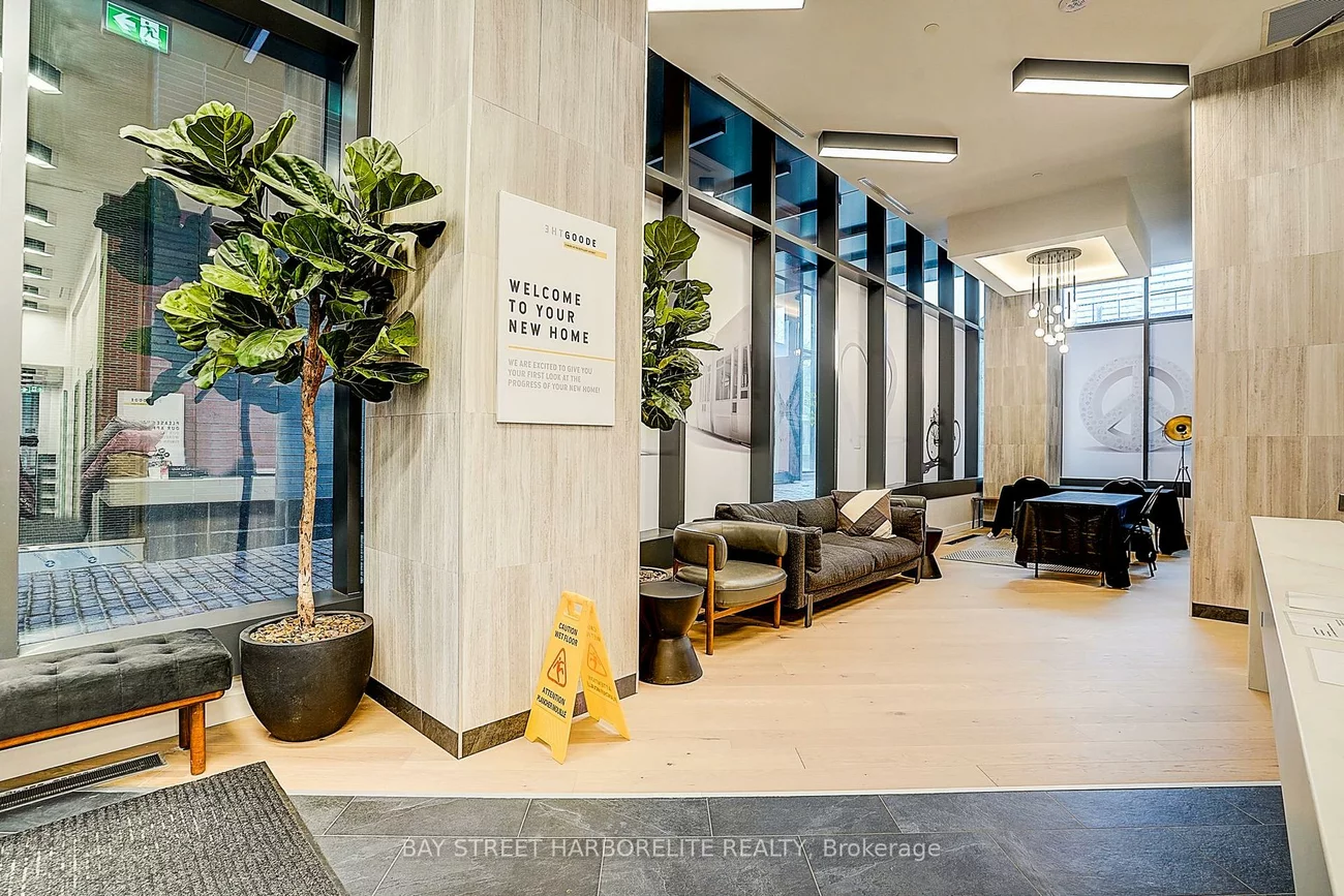 35, Parliament, Waterfront Communities C8, Toronto
