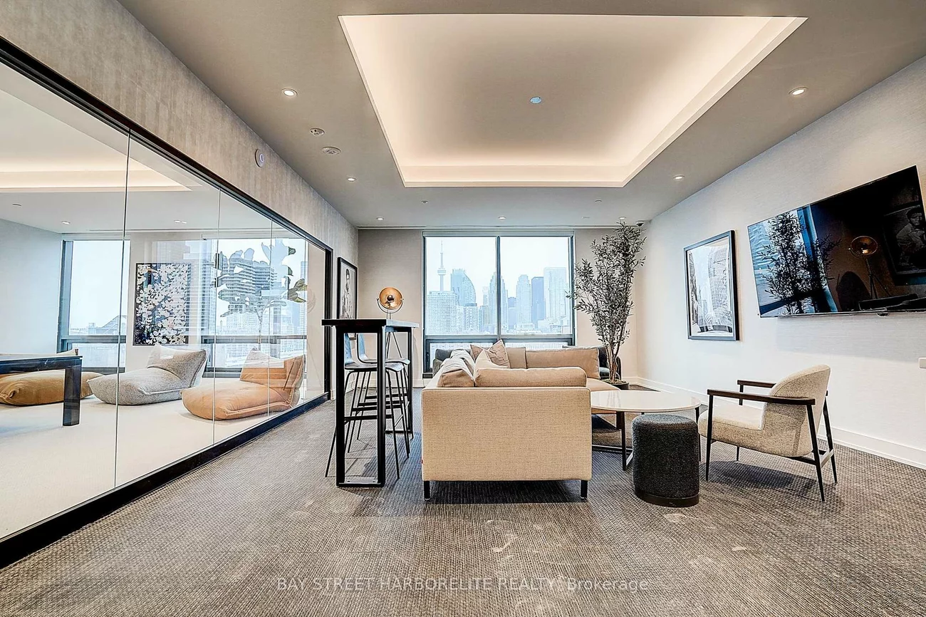 35, Parliament, Waterfront Communities C8, Toronto