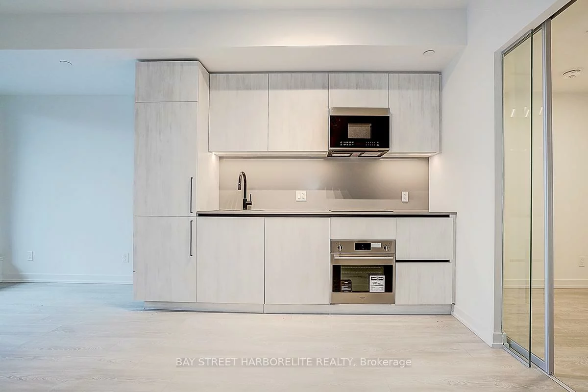 35, Parliament, Waterfront Communities C8, Toronto