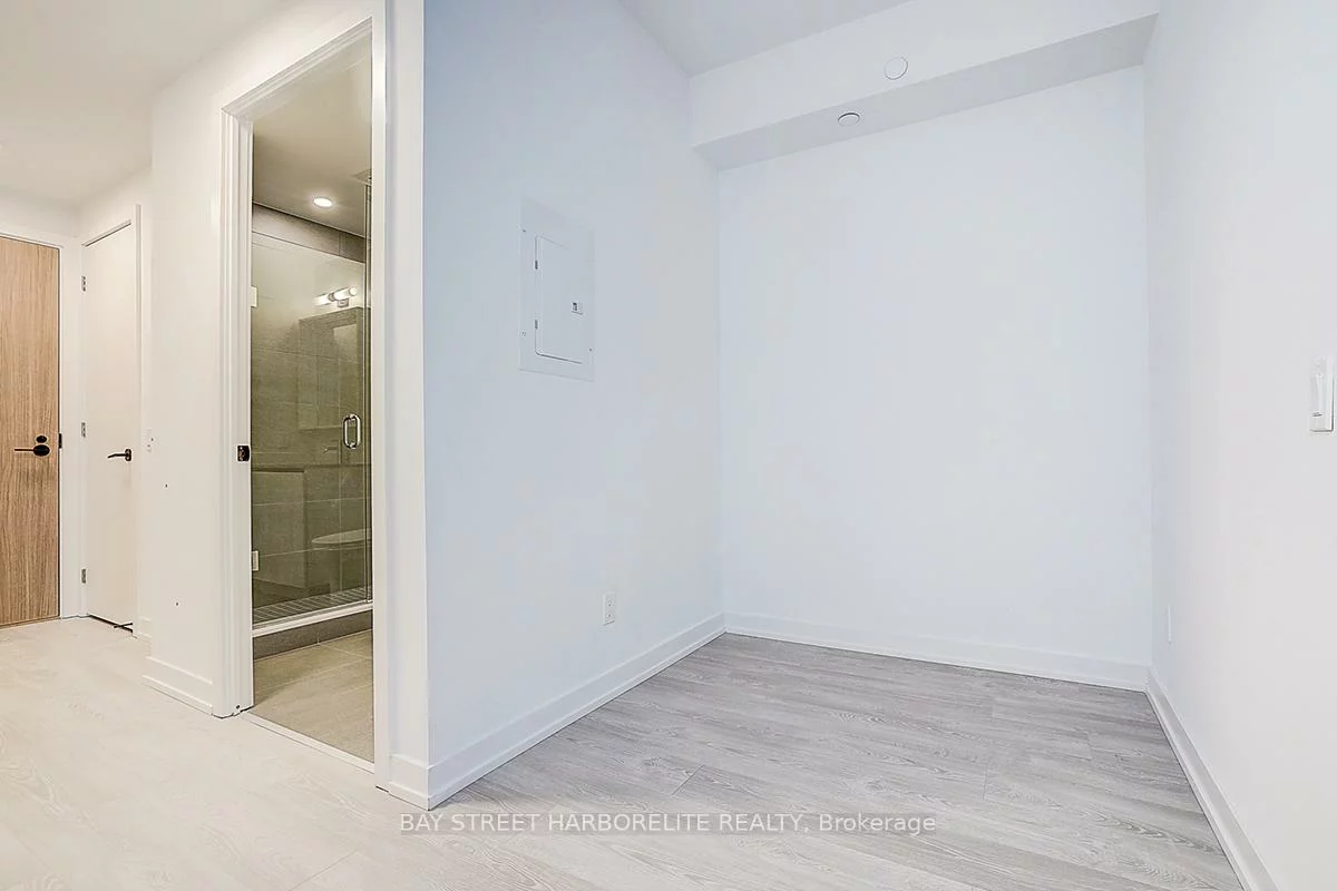 35, Parliament, Waterfront Communities C8, Toronto